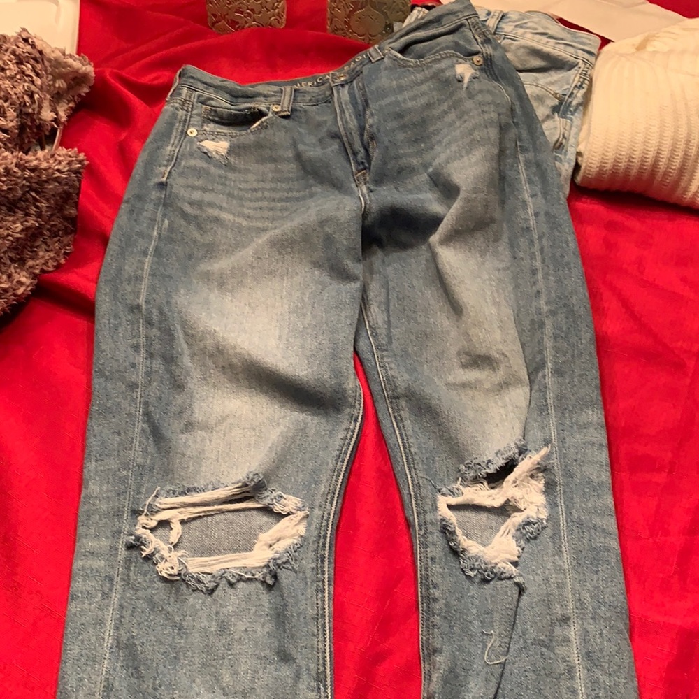 American Eagle Mom Jeans